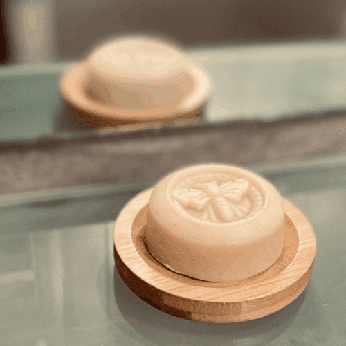 Gentle hand soap bar with goats milk and Kent honey